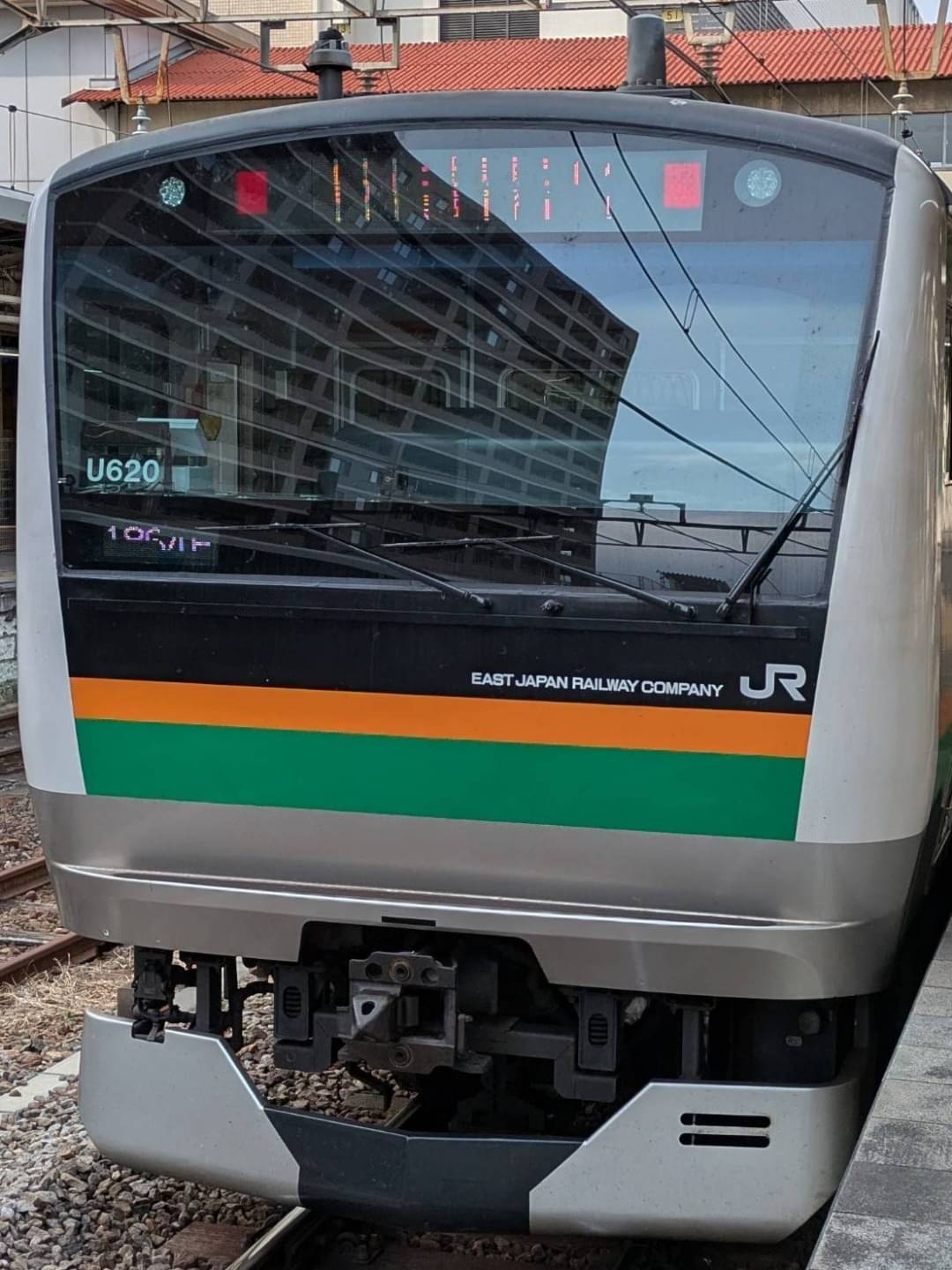 E233-U620.jpg