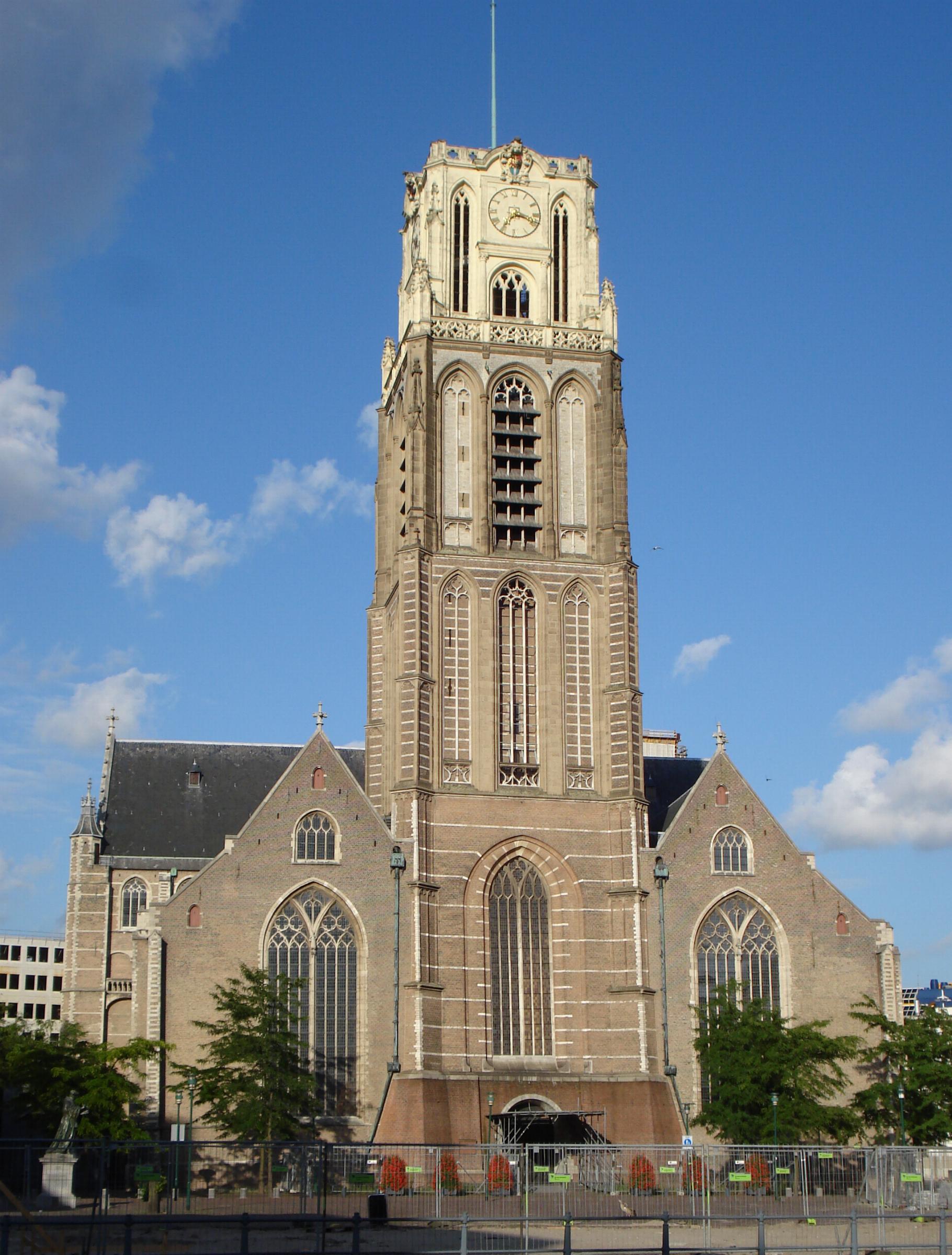 Grote of Sint-Laurenskerk.jpg