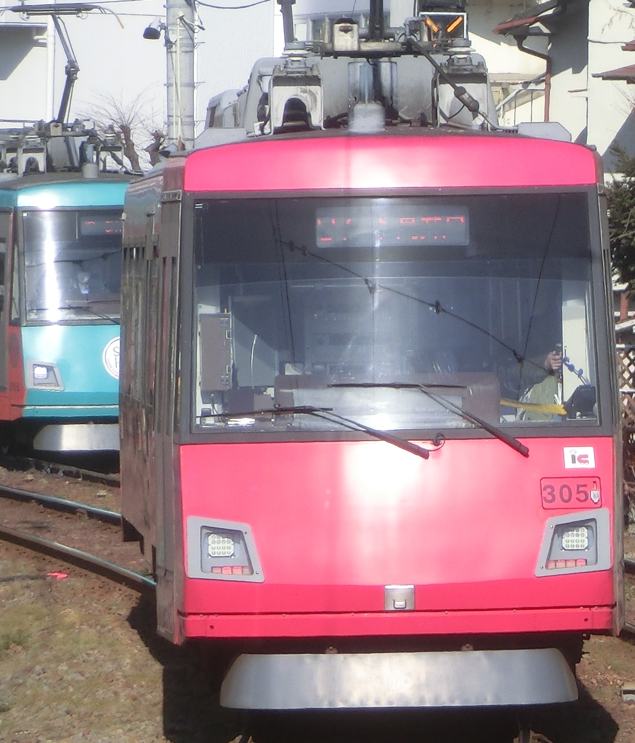 Tk-305-12.jpg
