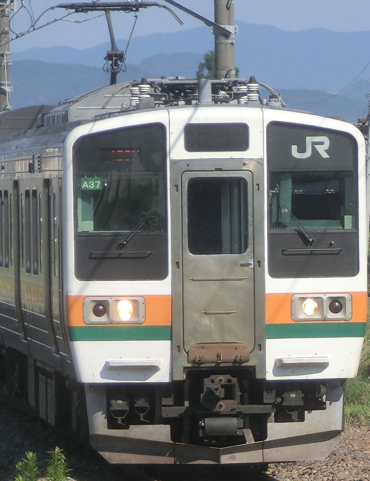 211-A37-2.jpg