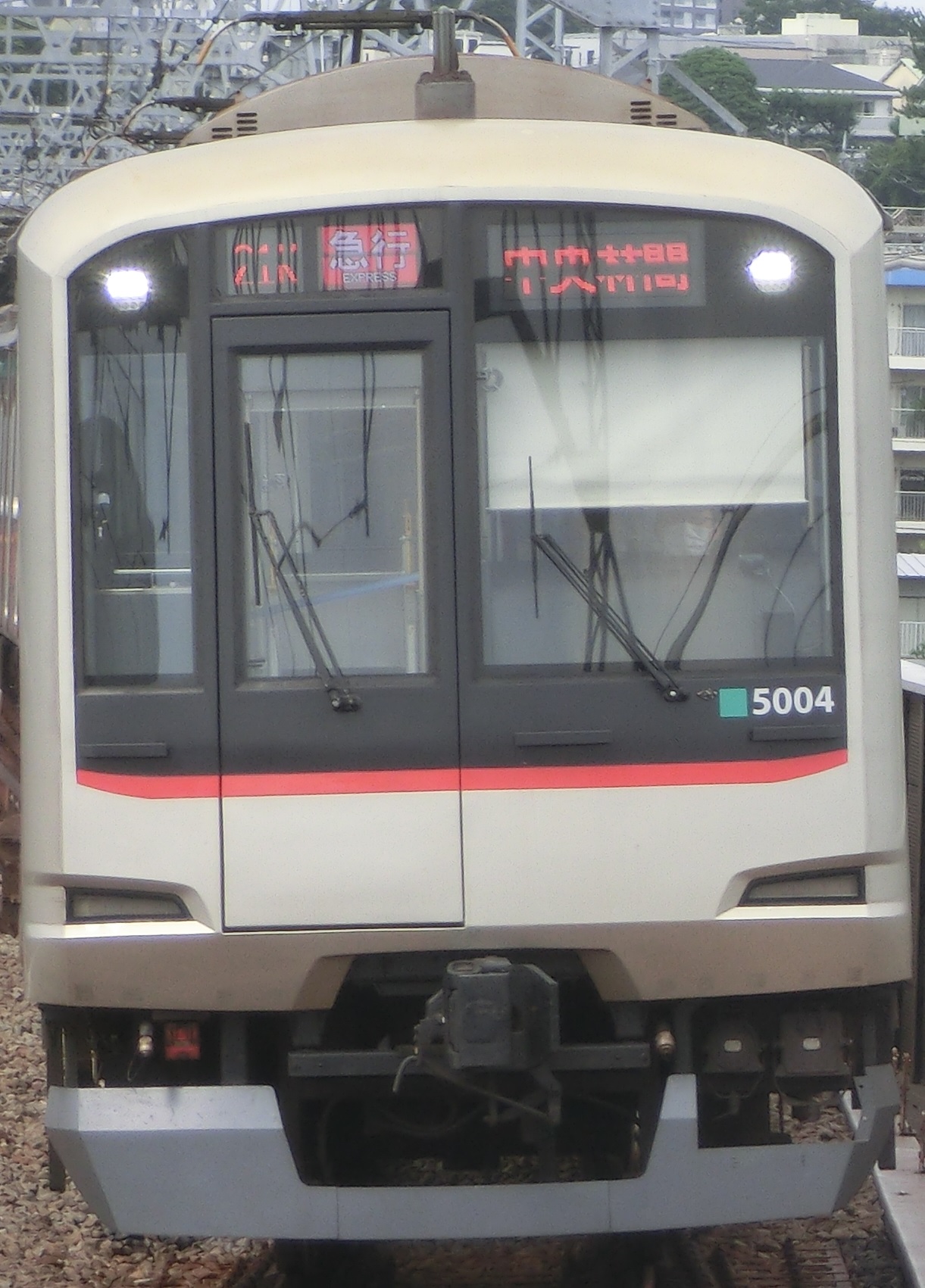 Tk-5104.jpg