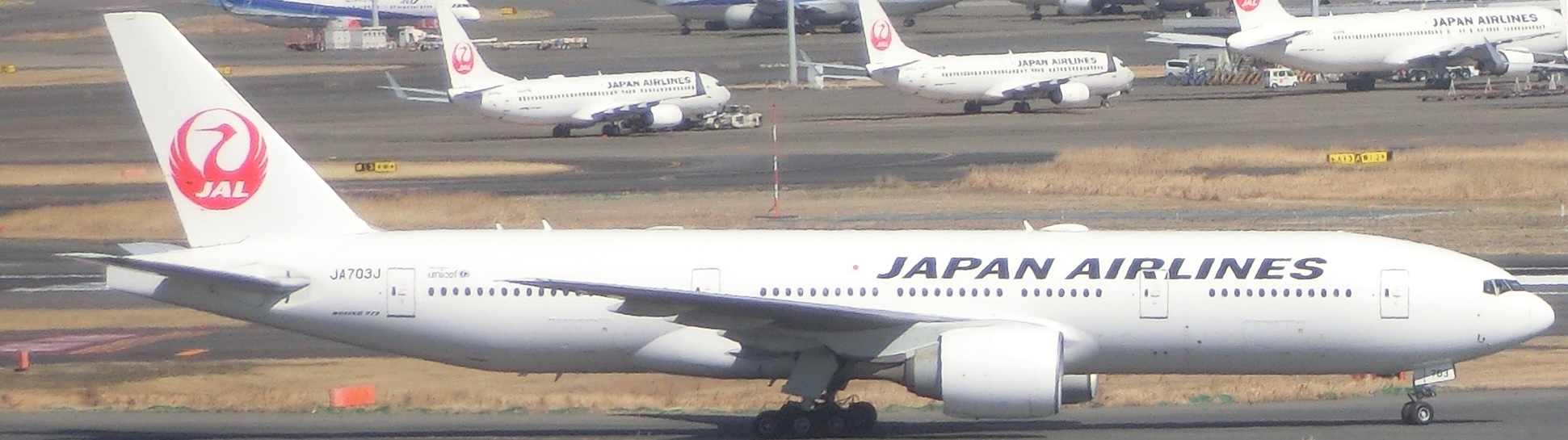 JA703J.jpg