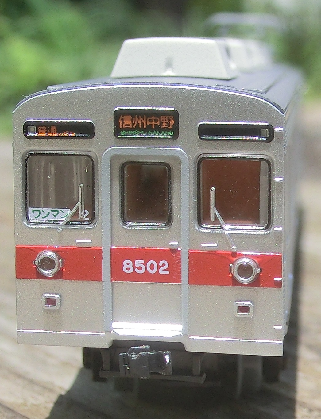 Model8500-T2.jpg
