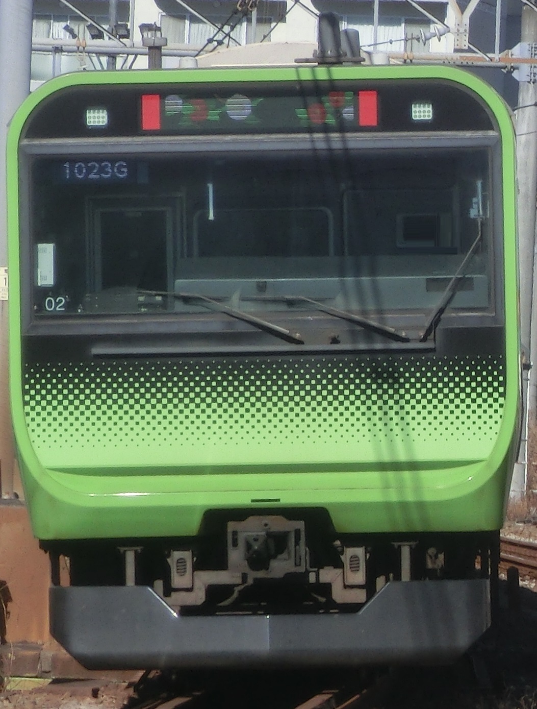 E235-To2-2.jpg