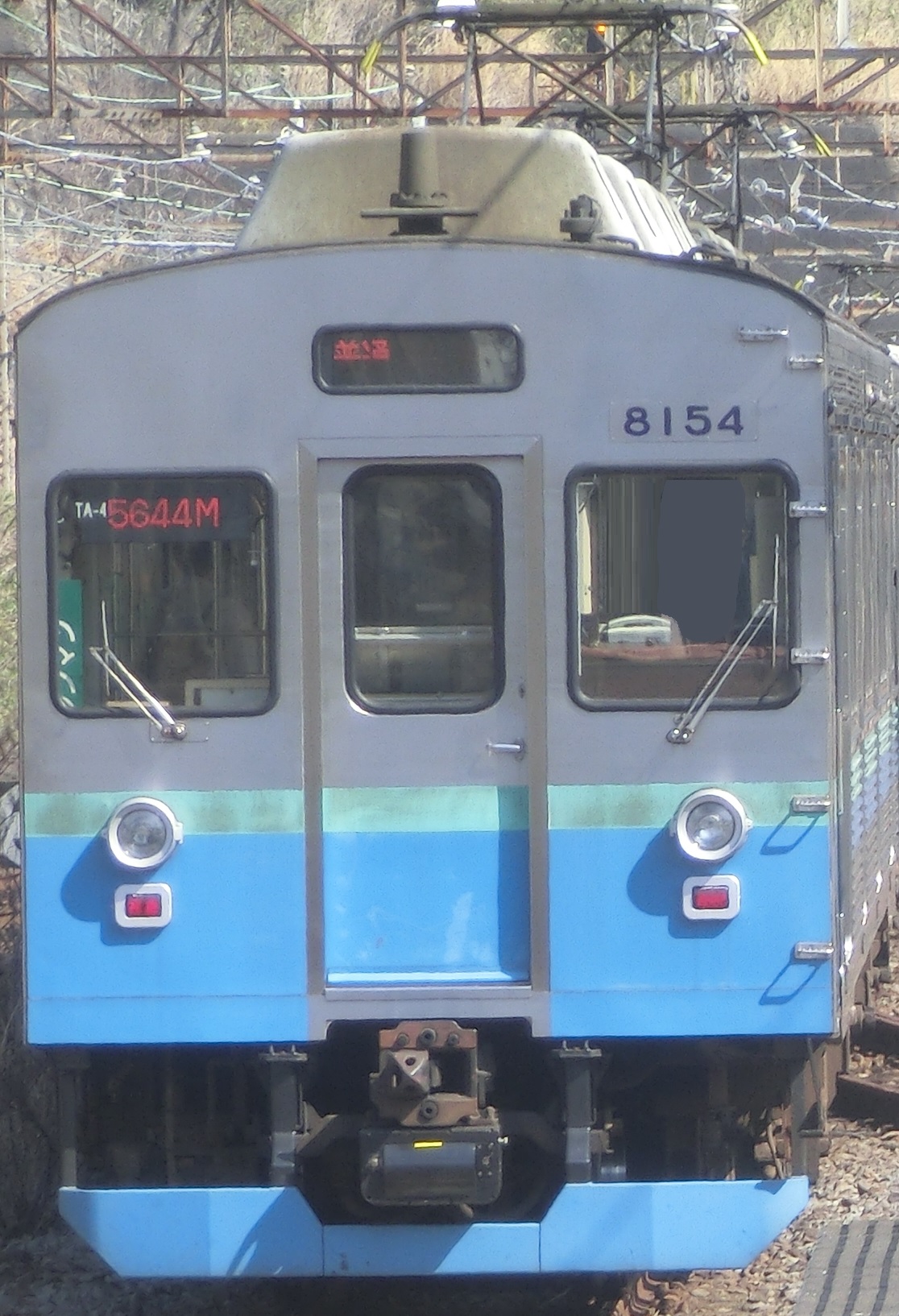 Iz8000TA4-4.jpg