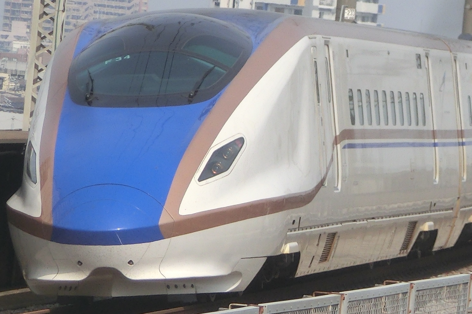 E7-F34-2.jpg