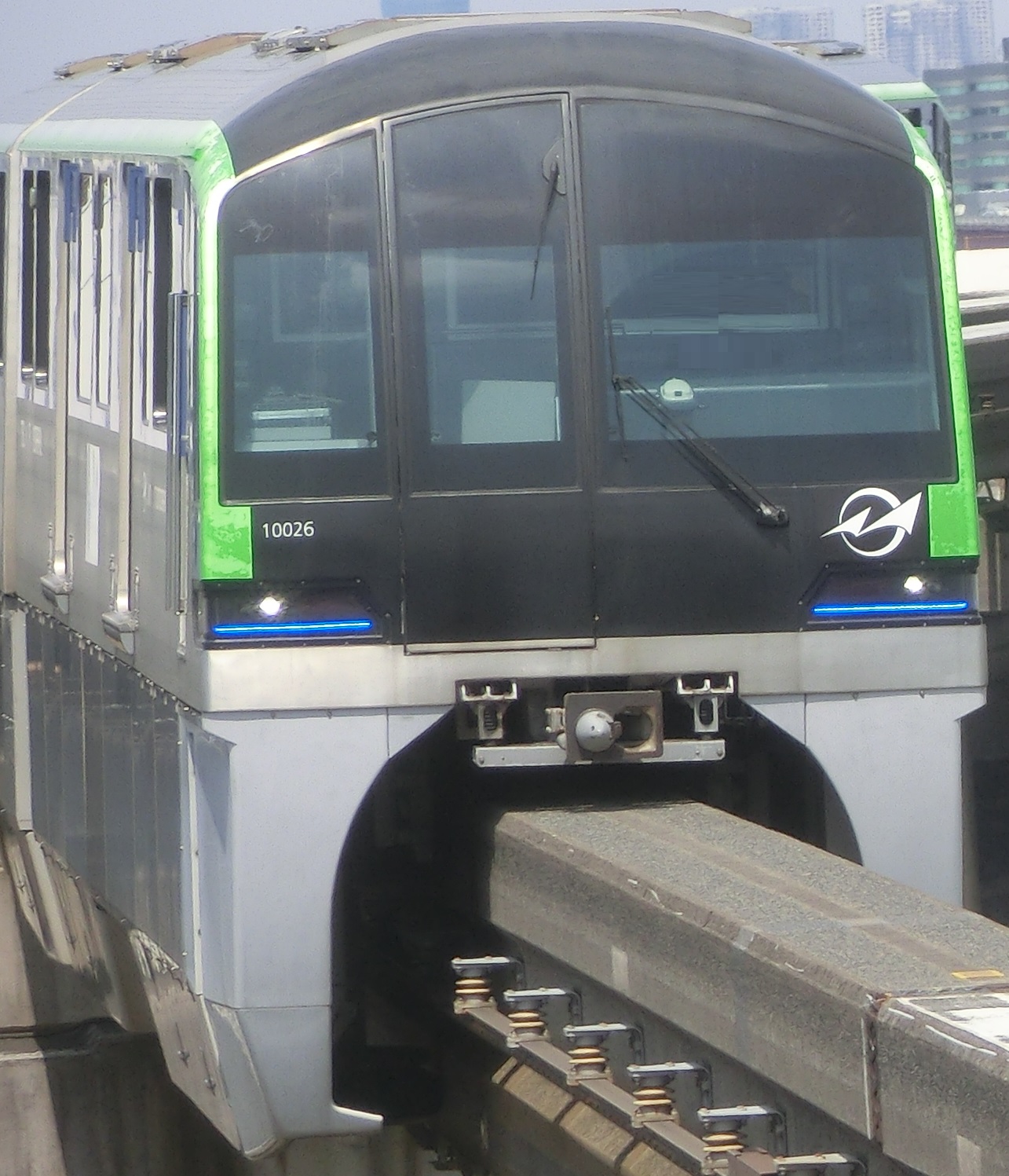 TMR10021-5.jpg