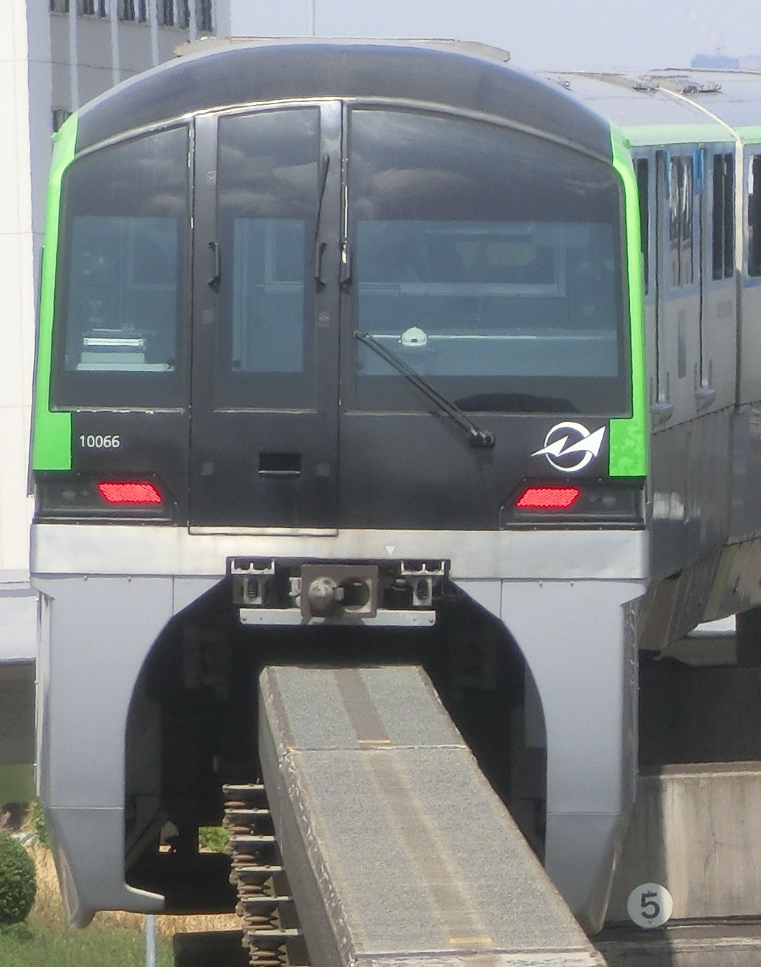 TMR10061-5.jpg
