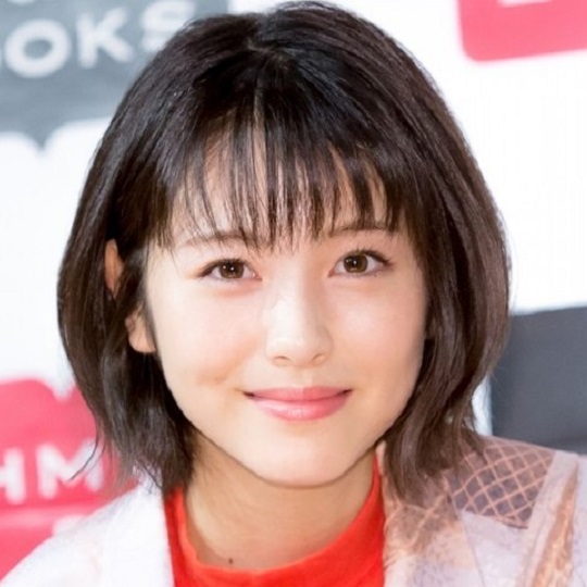 浜辺美波.jpg