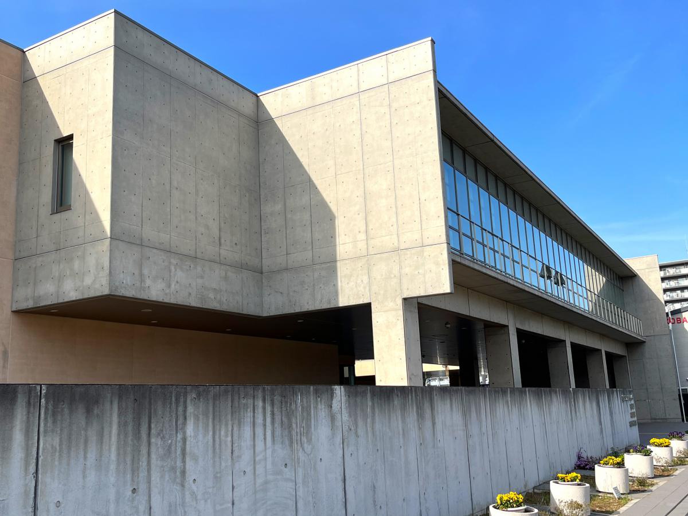さいたま市立美園図書館.jpg