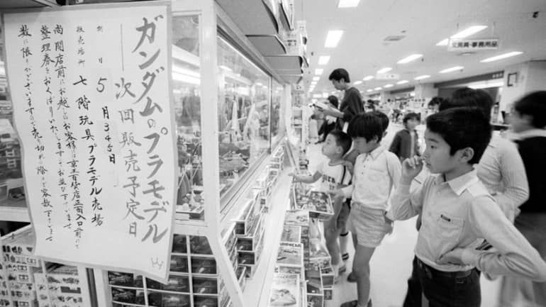 (´・ω・`)ここにお前ら写ってんじゃね？