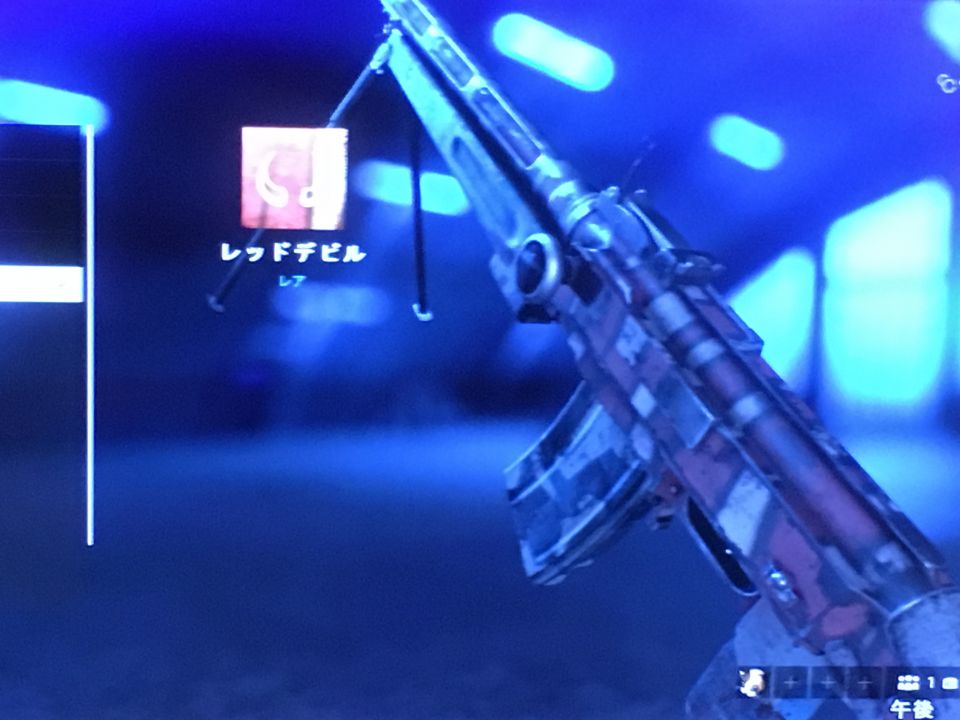 PS4版です。武器庫の輸送品の中にいつの間にかKE7のレシーバーで「レッドデビル」というスキンを入手していました。任務も特別なものは受けていなくどうやって入手したか不明です。詳しい入手法などわかる方いらっしゃいますか？